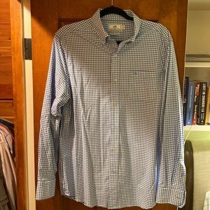 Sourhern Tide’s Intercoastal performance shirt. These are incredible.